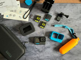 GoPro Hero 10 Black + Accessori