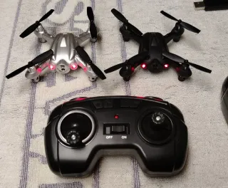 2 Droni (Nero, Argento)