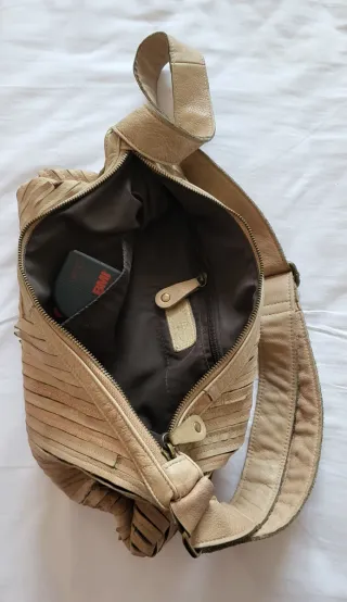 Bolso bandolera grande cuero cosido en tiras