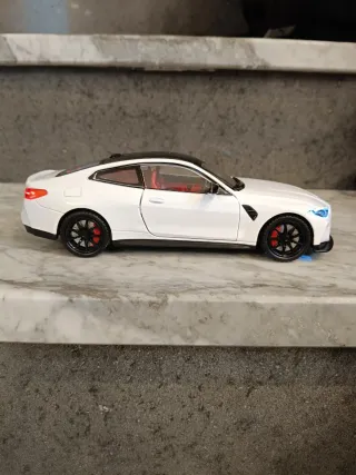 BMW M4 Bianco