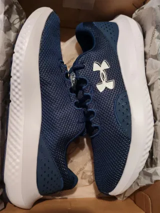 UA Charged Surge 4 Zapatillas Hombre