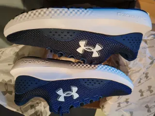 UA Charged Surge 4 Zapatillas Hombre