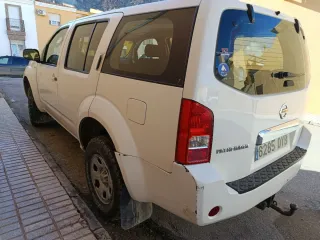 Nissan Pathfinder 2006