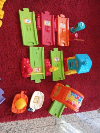Dos sets de trenes pilas Chu Chu VTech