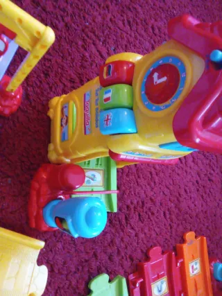 Dos sets de trenes pilas Chu Chu VTech