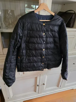 Chaqueta Ligera Reversible Talla L. Plumon dentro