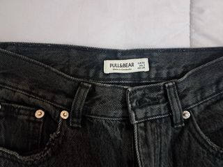 Pantalón vaquero Pull&Bear gris desgastado roto M