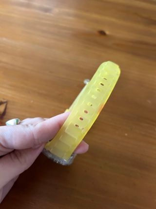 Reloj Quartz Amarillo y Plateado