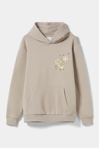 Sudadera Bershka Gris con Estampado Calavera