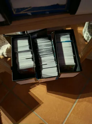 Lotto 100 carte Pokemon cinesi miste