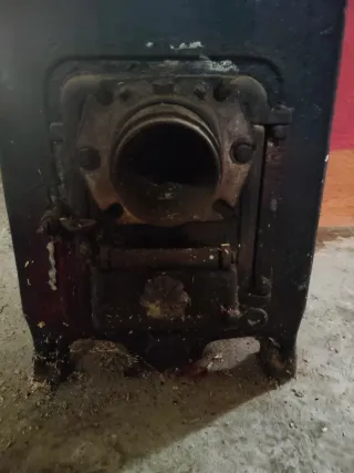 Caldera de carbón y leña Roca