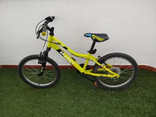 Bicicleta Infantil B-PRO 20'' Amarilla