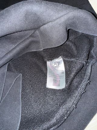 Felpa con cappuccio Emporio Armani.