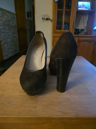 Zapatos de salón Unisa piel marrón