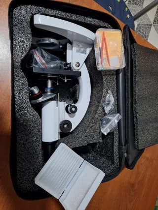 Microscopio ottico 40x-640x con accessori