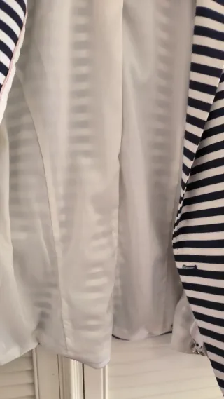 Blazer estilo marinero H&M azul marino y blanco