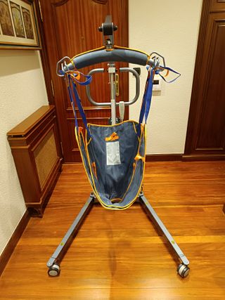 Grúa Sunlift 130 con arnés