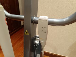 Grúa Sunlift 130 con arnés