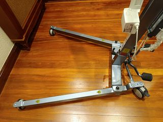 Grúa Sunlift 130 con arnés