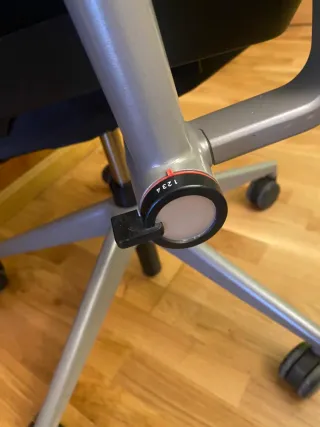 Silla Steelcase Please 2 Negra