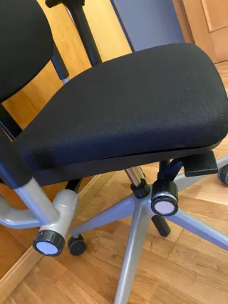 Silla Steelcase Please 2 Negra