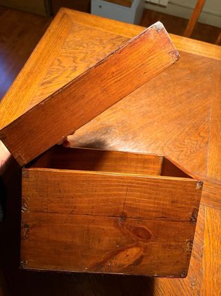 Caja antigua de madera para fotografía