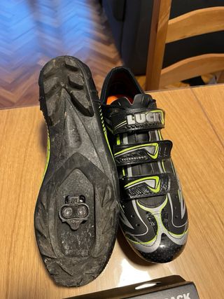 Zapatillas Ciclismo Luck (42)+Pedales Look X-Track