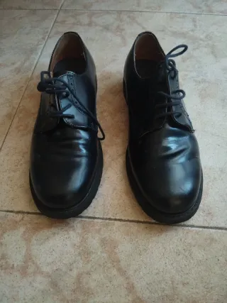 Zapato de vestir azul marino de niño