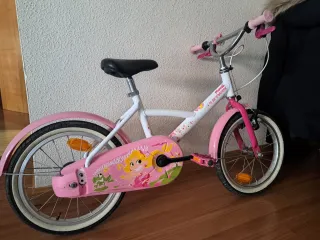 Bicicleta infantil rosa 16 con cubre cadena