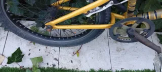 Bici BMX BTWIN Amarilla