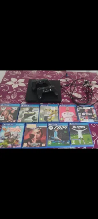 PS4 Slim + 9 Juegos