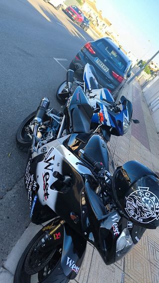 Suzuki GSXR 1000 west  k2