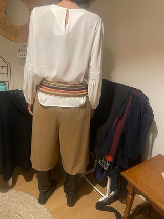 Falda pantalón beige Elisa Rivera t 44.Modificado