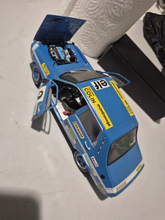 Maqueta Renault 12 Rally 1:18