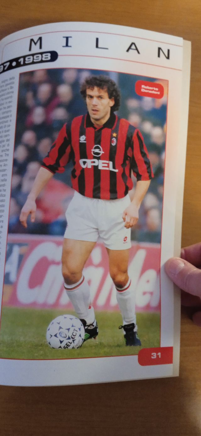 Libro Milan 1997-98