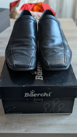 Zapatos de vestir negros Talla 42