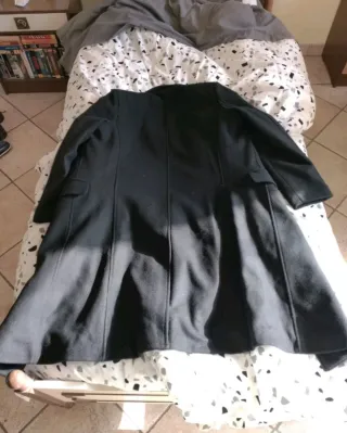 Cappotto lana imbottito nero