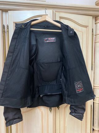 Chaqueta de moto homologada