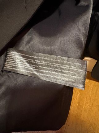 Americana Mango color negro Talla XXL / 44 / 16 c