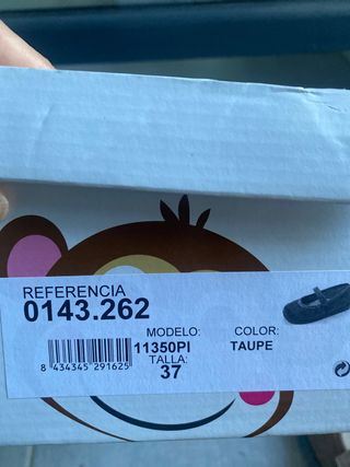 Zapatos mercedita marrón nude talla 37