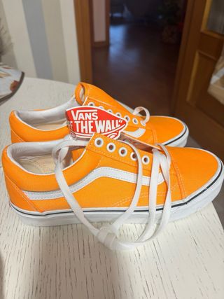 Zapatillas Vans Old Skool Naranja a estrenar.