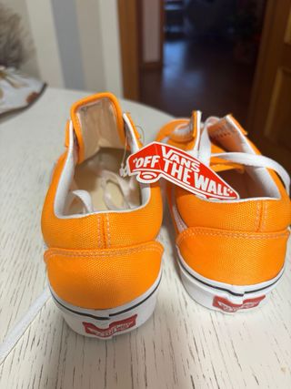 Zapatillas Vans Old Skool Naranja a estrenar.