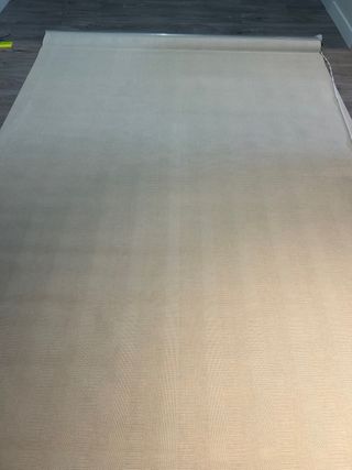 Estor enrollable beige tela