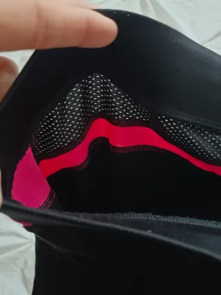 Leggings Calzedonia negros con detalles fucsia