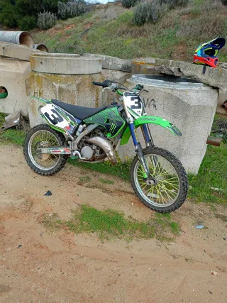 Moto Cross Kawasaki 125