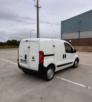 FIAT Fiorino Furgoneta Alquiler por días