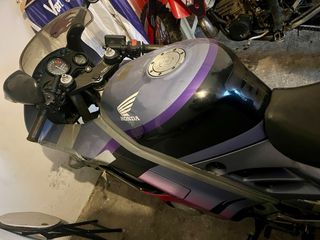 Honda CBR 600 F2