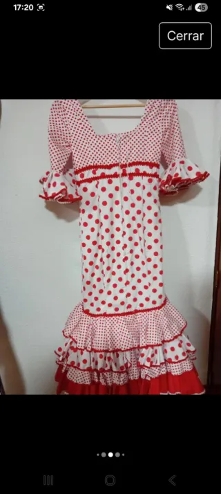 Traje de Flamenca blanco y rojo.