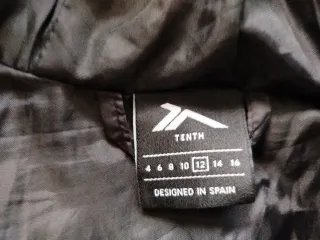 Abrigo acolchado niño negro marca Tenth