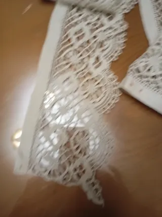 Encaje artesanal antiguo 4,85 por 13